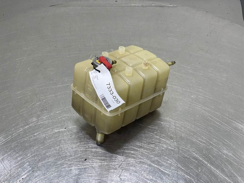 Cat 924G-227-0103-Expansion tank/Ausgleichsbehälter - Motor pro Stavební technika: obrázek 1 Cat 924G-227-0103-Expansion tank/Ausgleichsbehälter - Motor pro Stavební technika: obrázek 1
