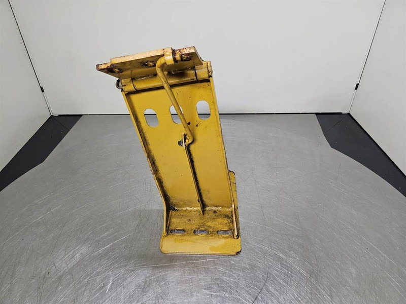 Cat 966H-300-5456-Fender bracket/Halter/Steun - Rám/ Šasi pro Stavební technika: obrázek 3 Cat 966H-300-5456-Fender bracket/Halter/Steun - Rám/ Šasi pro Stavební technika: obrázek 3