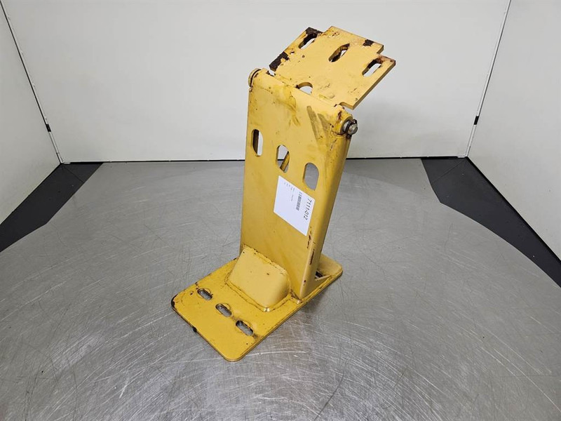 Cat 966H-300-5456-Fender bracket/Halter/Steun - Rám/ Šasi pro Stavební technika: obrázek 1 Cat 966H-300-5456-Fender bracket/Halter/Steun - Rám/ Šasi pro Stavební technika: obrázek 1