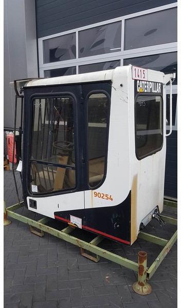 Cat M 318 - Cabin/Kabine/Cabine - Kabina a interiér pro Stavební technika: obrázek 2 Cat M 318 - Cabin/Kabine/Cabine - Kabina a interiér pro Stavební technika: obrázek 2