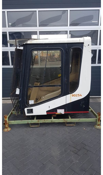 Cat M 318 - Cabin/Kabine/Cabine - Kabina a interiér pro Stavební technika: obrázek 3 Cat M 318 - Cabin/Kabine/Cabine - Kabina a interiér pro Stavební technika: obrázek 3