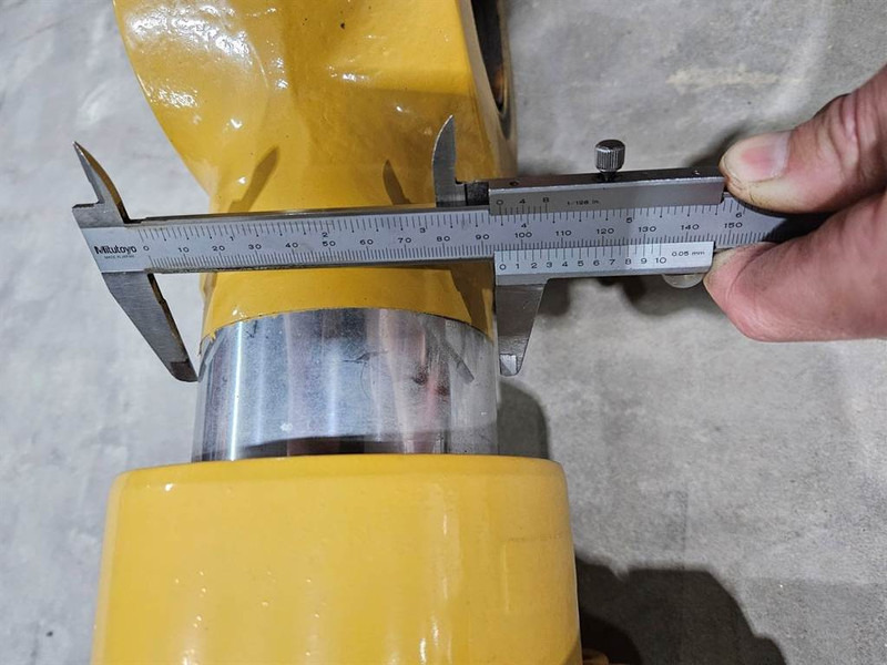 Cat M316/M318-Bucket cylinder/Tieflöffelzylinder - Hydraulika pro Stavební technika: obrázek 4 Cat M316/M318-Bucket cylinder/Tieflöffelzylinder - Hydraulika pro Stavební technika: obrázek 4