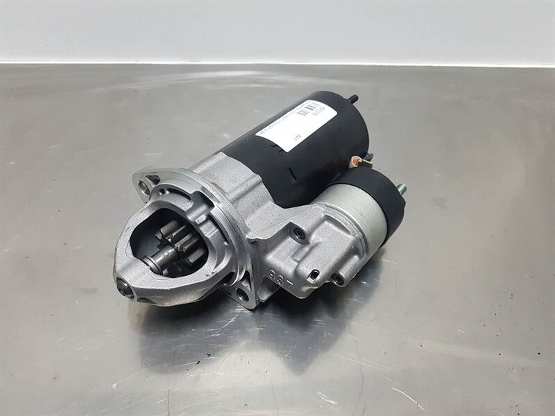 Deutz 1011/2011-12V 9T 2,8KW-Starter/Anlasser/Startmotor - Motor pro Stavební technika: obrázek 1 Deutz 1011/2011-12V 9T 2,8KW-Starter/Anlasser/Startmotor - Motor pro Stavební technika: obrázek 1