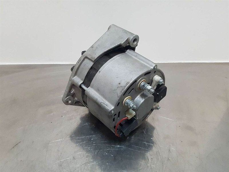 Deutz 28V 27A - Alternator/Lichtmaschine/Dynamo - Motor pro Stavební technika: obrázek 4 Deutz 28V 27A - Alternator/Lichtmaschine/Dynamo - Motor pro Stavební technika: obrázek 4