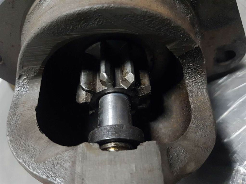 Deutz 912/913-12V 9T 3,0KW-Starter/Anlasser/Startmotor - Motor pro Stavební technika: obrázek 4 Deutz 912/913-12V 9T 3,0KW-Starter/Anlasser/Startmotor - Motor pro Stavební technika: obrázek 4