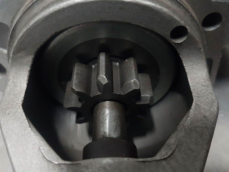 Deutz BF6M1013-12V 9T 2,3KW-Starter/Anlasser/Startmotor - Motor pro Stavební technika: obrázek 4 Deutz BF6M1013-12V 9T 2,3KW-Starter/Anlasser/Startmotor - Motor pro Stavební technika: obrázek 4