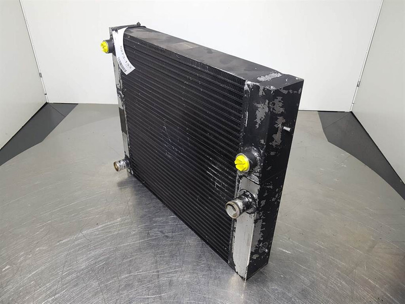 JCB 30/926624-AKG 4123.104.0000-Cooler/Kühler/Koeler - Motor a díly pro Stavební technika: obrázek 2 JCB 30/926624-AKG 4123.104.0000-Cooler/Kühler/Koeler - Motor a díly pro Stavební technika: obrázek 2