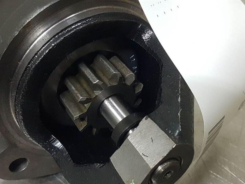 JCB 320/A9080-Mahle-Starter/Anlasser/Startmotor - Motor pro Stavební technika: obrázek 4 JCB 320/A9080-Mahle-Starter/Anlasser/Startmotor - Motor pro Stavební technika: obrázek 4