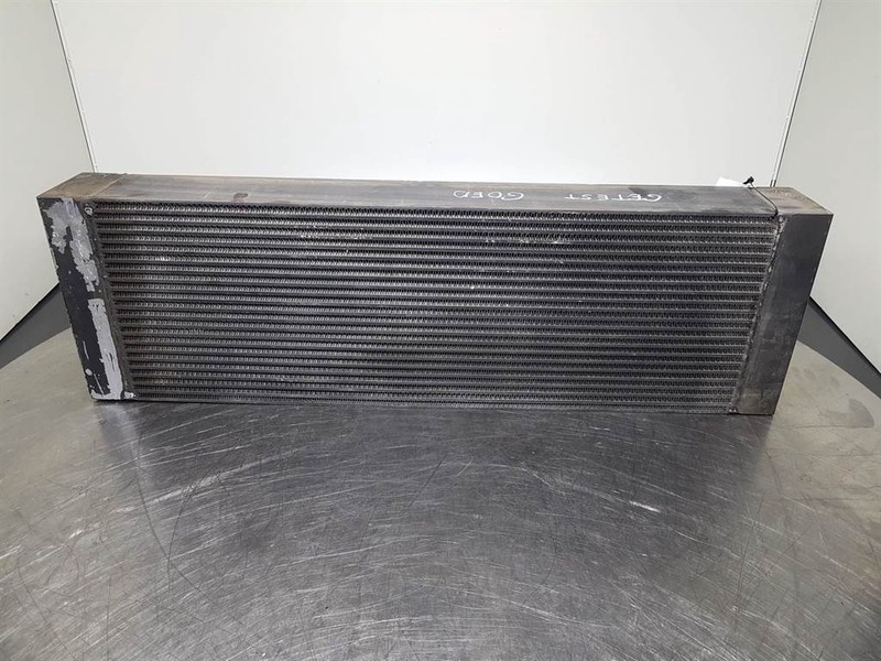 JCB 426E AGRI HT - Cooler/Kühler/Koeler - Motor a díly pro Stavební technika: obrázek 3 JCB 426E AGRI HT - Cooler/Kühler/Koeler - Motor a díly pro Stavební technika: obrázek 3