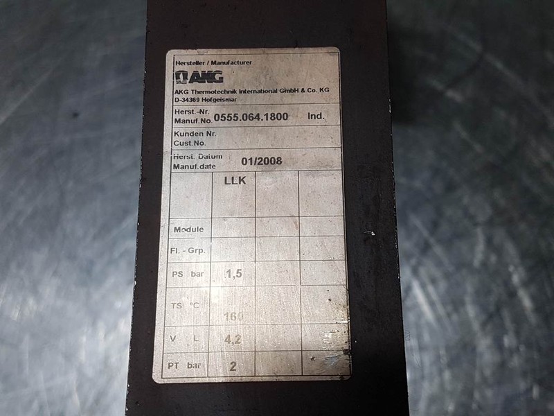 Kramer 880-AKG 0555.064.1800-Cooler/Kühler/Koeler - Motor a díly pro Stavební technika: obrázek 4 Kramer 880-AKG 0555.064.1800-Cooler/Kühler/Koeler - Motor a díly pro Stavební technika: obrázek 4