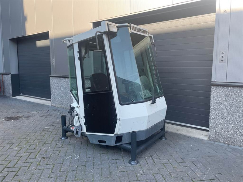 Liebherr L514 Speeder-9841079-Cabin/Kabine/Cabine - Kabina a interiér pro Stavební technika: obrázek 4 Liebherr L514 Speeder-9841079-Cabin/Kabine/Cabine - Kabina a interiér pro Stavební technika: obrázek 4