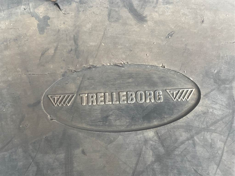 Liebherr LH40M-Trelleborg Brawler 45x10x24-Tire/Reifen/Band - Pneumatiky a ráfky pro Stavební technika: obrázek 4 Liebherr LH40M-Trelleborg Brawler 45x10x24-Tire/Reifen/Band - Pneumatiky a ráfky pro Stavební technika: obrázek 4