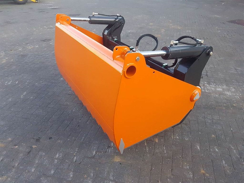 MAMMUT SC195M - Silage cutter/Silageschneider/Kuilhapper - Technika na siláž: obrázek 1 MAMMUT SC195M - Silage cutter/Silageschneider/Kuilhapper - Technika na siláž: obrázek 1