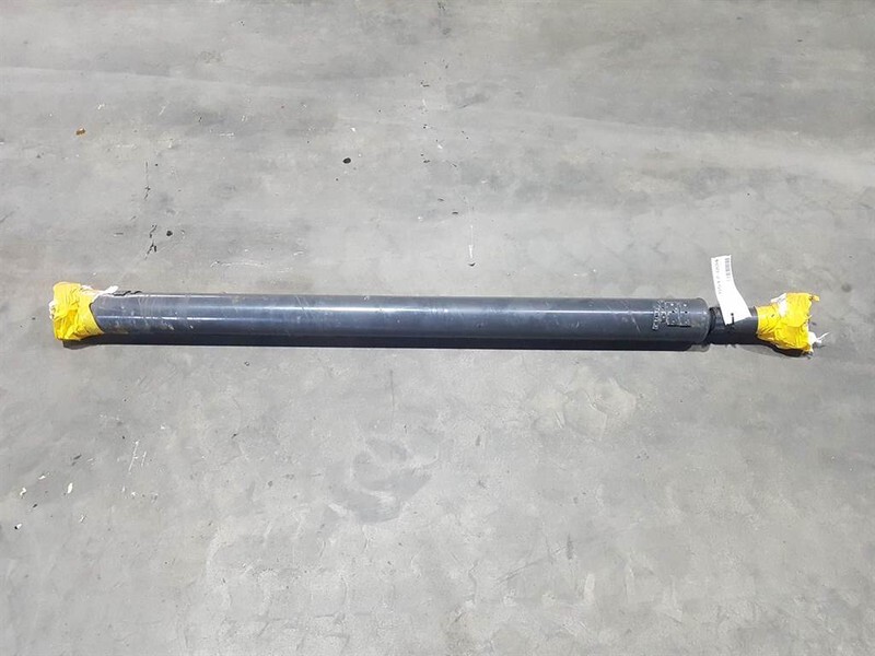Manitou 180ATJ - Propshaft/Gelenkwelle/Cardanas - Náprava a díly pro Stavební technika: obrázek 1 Manitou 180ATJ - Propshaft/Gelenkwelle/Cardanas - Náprava a díly pro Stavební technika: obrázek 1