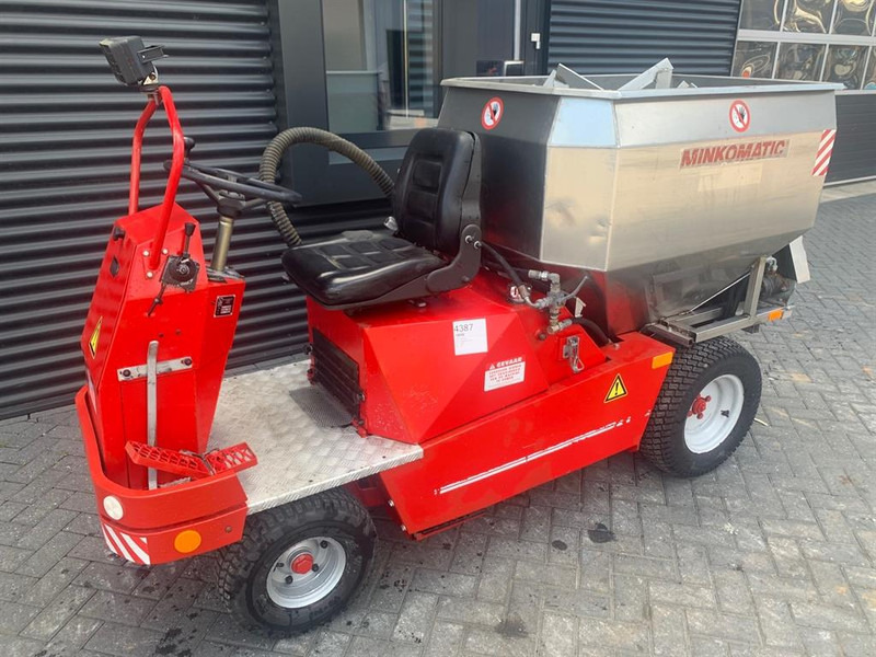 NORCAR MINKOMATIC 670 DLA - Zařízení pro chov skotu: obrázek 5 NORCAR MINKOMATIC 670 DLA - Zařízení pro chov skotu: obrázek 5