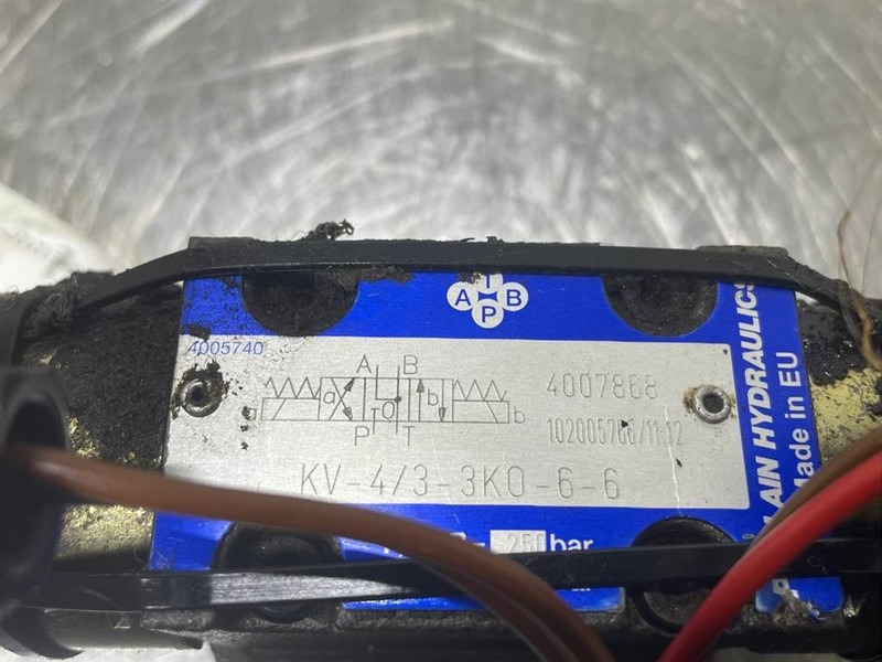 New Holland KV-4/3-3KO-6-6 - Hydraulika pro Stavební technika: obrázek 5 New Holland KV-4/3-3KO-6-6 - Hydraulika pro Stavební technika: obrázek 5