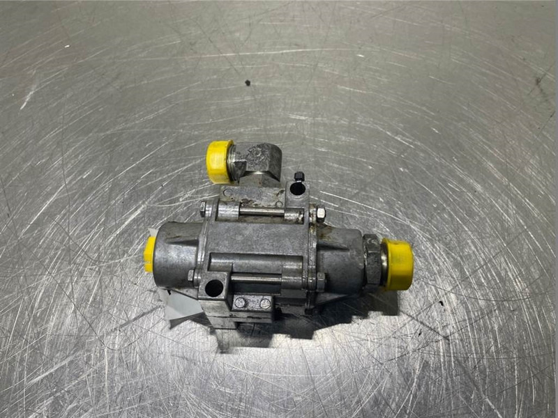 New Holland W110C-Parker TH-1000-27FM-36-Valve/Ventile - Hydraulika pro Stavební technika: obrázek 1 New Holland W110C-Parker TH-1000-27FM-36-Valve/Ventile - Hydraulika pro Stavební technika: obrázek 1