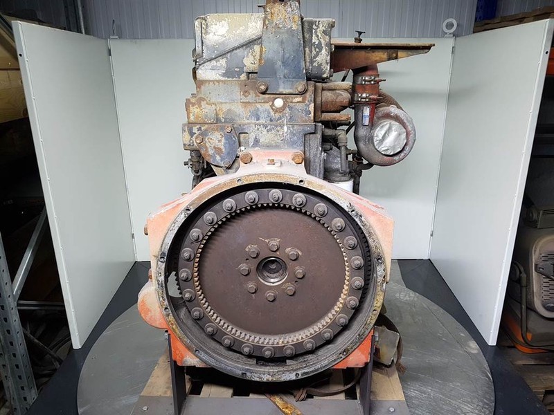 O & K L45-Cummins M11C250-Engine/Motor - Motor a díly pro Stavební technika: obrázek 2 O & K L45-Cummins M11C250-Engine/Motor - Motor a díly pro Stavební technika: obrázek 2