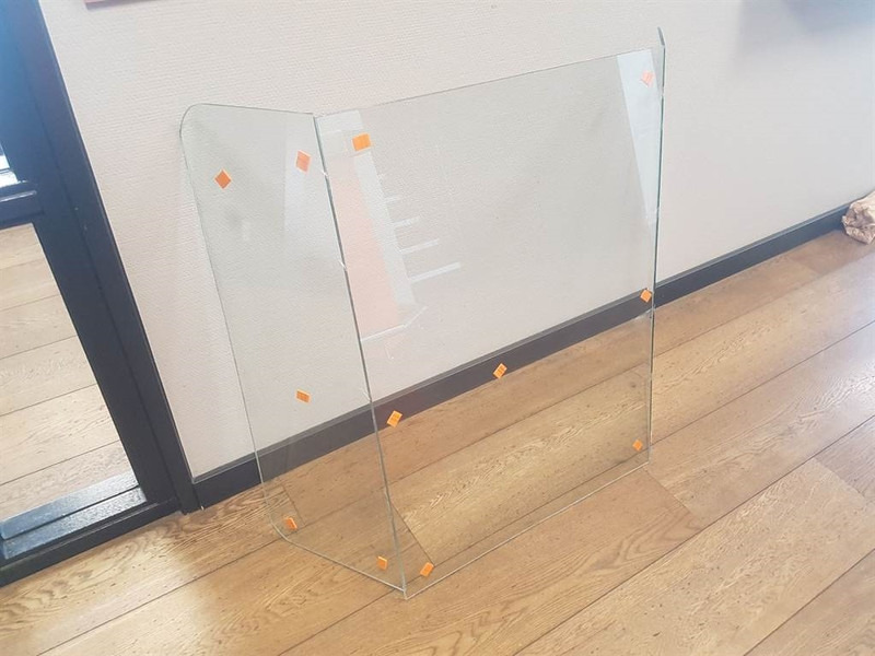 Schaeff SKL823/SKL833-5103661355-Window/Scheibe/Ruit - Kabina a interiér pro Stavební technika: obrázek 2 Schaeff SKL823/SKL833-5103661355-Window/Scheibe/Ruit - Kabina a interiér pro Stavební technika: obrázek 2