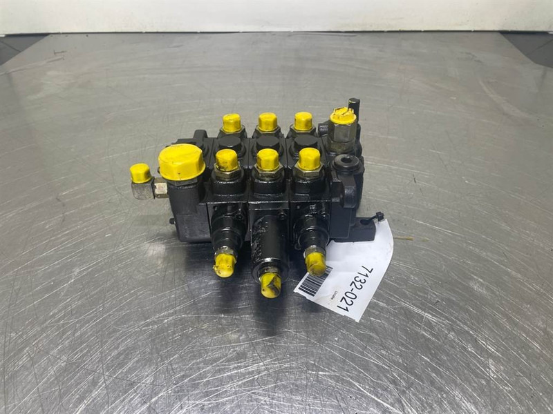 Schaeff SKL834-5520661860-Parker-Valve/Ventile/Ventiel - Hydraulika pro Stavební technika: obrázek 1 Schaeff SKL834-5520661860-Parker-Valve/Ventile/Ventiel - Hydraulika pro Stavební technika: obrázek 1