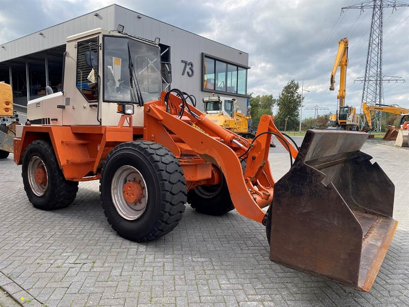 Schaeff SKS 661 - Kolový nakladač: obrázek 5 Schaeff SKS 661 - Kolový nakladač: obrázek 5