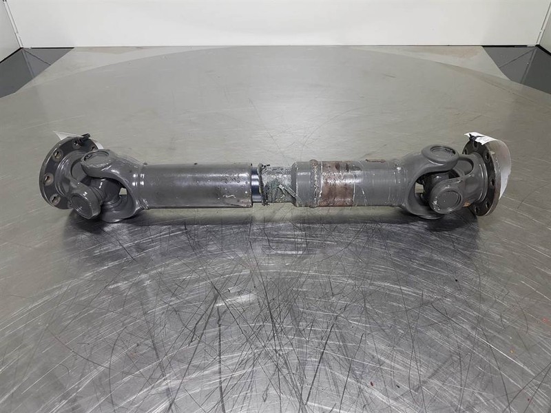 Sennebogen 818 - Propshaft/Gelenkwelle/Cardanas - Náprava a díly pro Stavební technika: obrázek 2 Sennebogen 818 - Propshaft/Gelenkwelle/Cardanas - Náprava a díly pro Stavební technika: obrázek 2