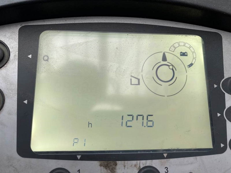 Nový Elektrický vysokozdvižný vozík Still MX - X Orderpicking truck (Video): obrázek 10