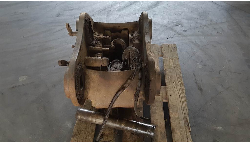 TEFRA R906 / 20T - Liebherr - Quick coupler - Rychloupínací pro Stavební technika: obrázek 3 TEFRA R906 / 20T - Liebherr - Quick coupler - Rychloupínací pro Stavební technika: obrázek 3