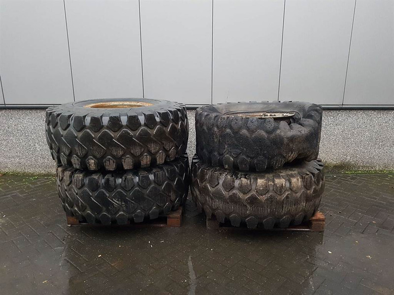 Terex TL210-Solideal 20.5-25-Tire/Reifen/Band - Pneumatiky a ráfky pro Stavební technika: obrázek 1 Terex TL210-Solideal 20.5-25-Tire/Reifen/Band - Pneumatiky a ráfky pro Stavební technika: obrázek 1
