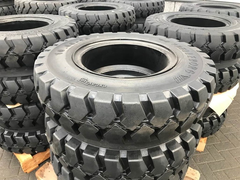 Trelleborg 10.00-20 Dual excavator solid-Tyre/Reifen/Banden - Pneumatiky a ráfky pro Stavební technika: obrázek 2 Trelleborg 10.00-20 Dual excavator solid-Tyre/Reifen/Banden - Pneumatiky a ráfky pro Stavební technika: obrázek 2
