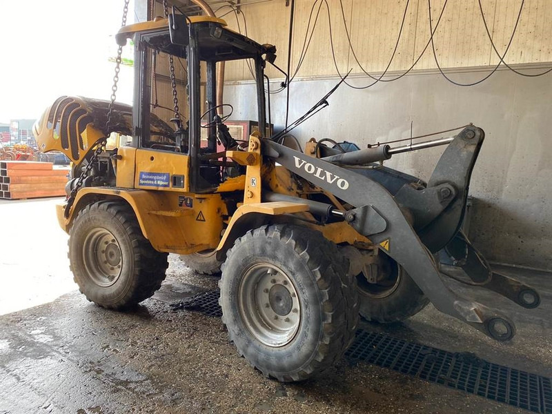 Volvo L 30 B-Z / SX (For parts) - Kolový nakladač: obrázek 2 Volvo L 30 B-Z / SX (For parts) - Kolový nakladač: obrázek 2