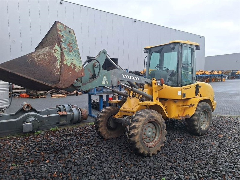 Volvo L30D - (For parts) - Kolový nakladač: obrázek 1 Volvo L30D - (For parts) - Kolový nakladač: obrázek 1