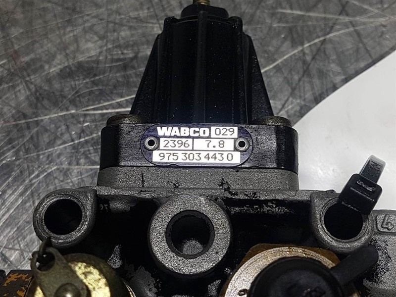 Werklust WG18 - Wabco 9753034430 - Pressure controller - Brzdové díly pro Stavební technika: obrázek 3 Werklust WG18 - Wabco 9753034430 - Pressure controller - Brzdové díly pro Stavební technika: obrázek 3