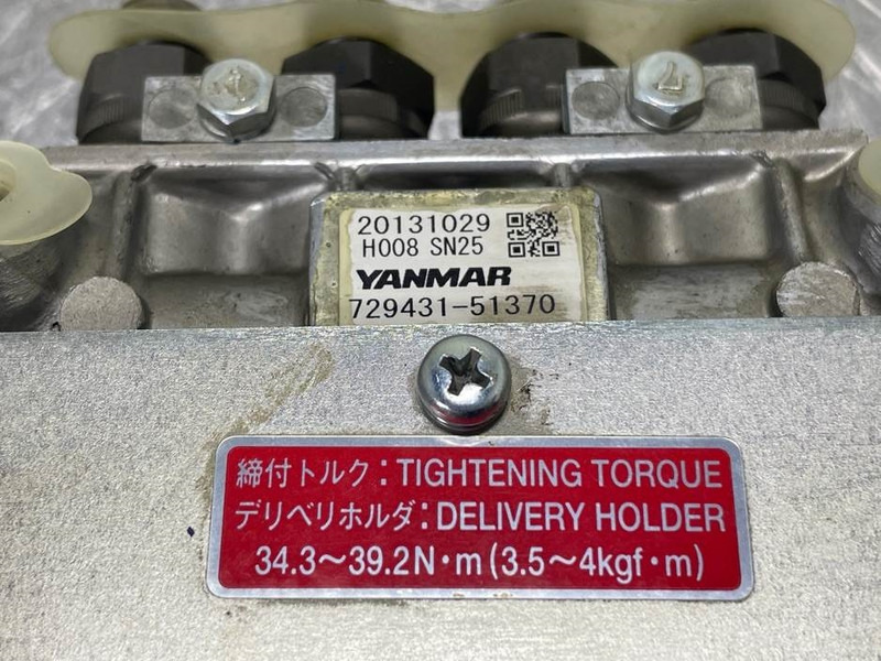 Yanmar 4TNE88-NSW-Fuel pump/Kraftstoffpumpe/Brandstofpomp - Motor pro Stavební technika: obrázek 5 Yanmar 4TNE88-NSW-Fuel pump/Kraftstoffpumpe/Brandstofpomp - Motor pro Stavební technika: obrázek 5