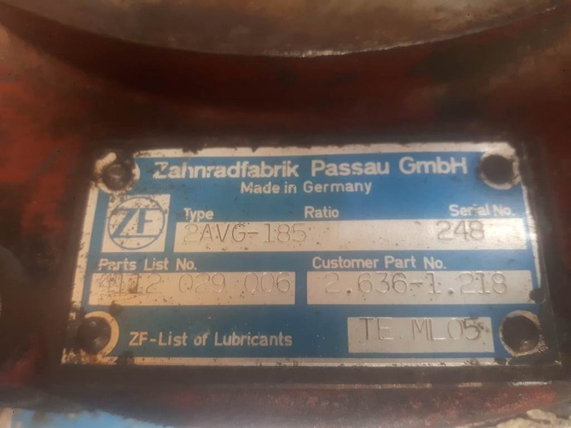 ZF 2AVG-185 - Ahlmann AL 95 - Transmission/Getriebe - Převodovka a díly pro Stavební technika: obrázek 2 ZF 2AVG-185 - Ahlmann AL 95 - Transmission/Getriebe - Převodovka a díly pro Stavební technika: obrázek 2