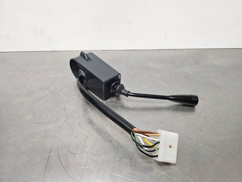 Zettelmeyer ZL 601 - Steer col switch/Lenkstockschalter - Spínač sloupku řízení pro Stavební technika: obrázek 3 Zettelmeyer ZL 601 - Steer col switch/Lenkstockschalter - Spínač sloupku řízení pro Stavební technika: obrázek 3