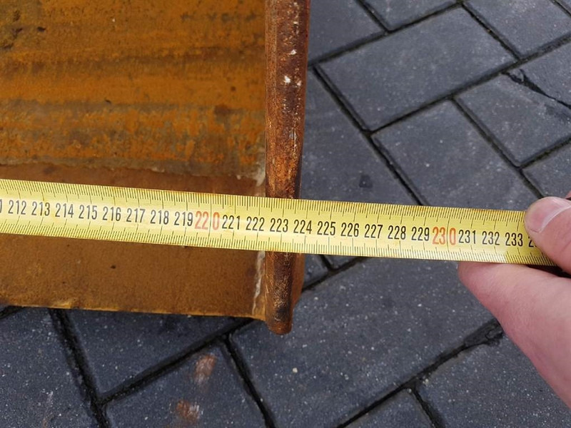 Zettelmeyer ZL1001 - 2,24 mtr - Bucket/Schaufel/Dichte bak - Lžíce: obrázek 5 Zettelmeyer ZL1001 - 2,24 mtr - Bucket/Schaufel/Dichte bak - Lžíce: obrázek 5