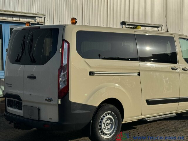 Ford Transit 2.0 TDCI Custom TAXI Ausstattung 9 Sitze - Mikrobus: obrázek 3 Ford Transit 2.0 TDCI Custom TAXI Ausstattung 9 Sitze - Mikrobus: obrázek 3