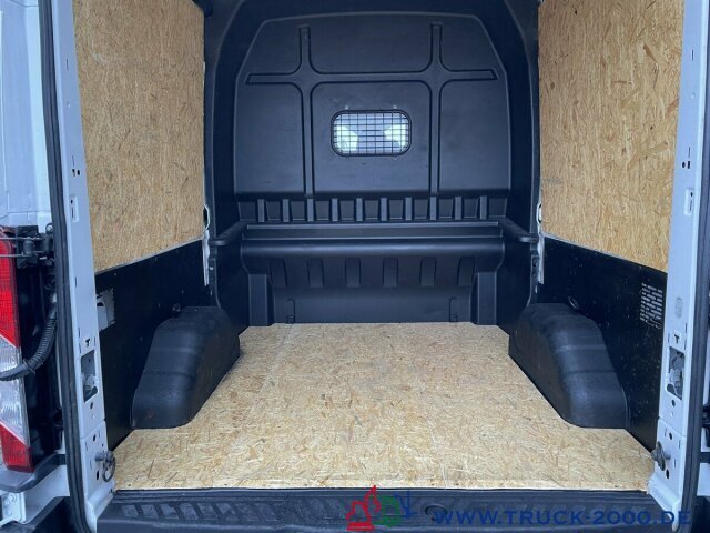Ford Transit 350 TDCI Mixto 6 Sitze Motor Neu 500 KM - Dodávka s dvojitou kabinou: obrázek 2 Ford Transit 350 TDCI Mixto 6 Sitze Motor Neu 500 KM - Dodávka s dvojitou kabinou: obrázek 2