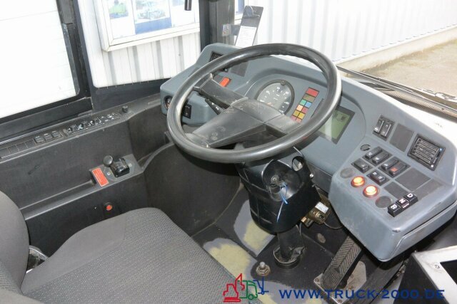 MAN Solaris Urbino 40 Sitz-& 63 Stehplätze Dachklima - Městský autobus: obrázek 2 MAN Solaris Urbino 40 Sitz-& 63 Stehplätze Dachklima - Městský autobus: obrázek 2