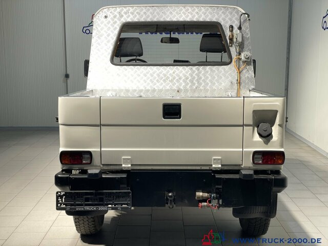 Mercedes-Benz 300 GD Pickup "Mit Winterdienst" 1. Hand 29 TKM - Pick-up: obrázek 4 Mercedes-Benz 300 GD Pickup "Mit Winterdienst" 1. Hand 29 TKM - Pick-up: obrázek 4