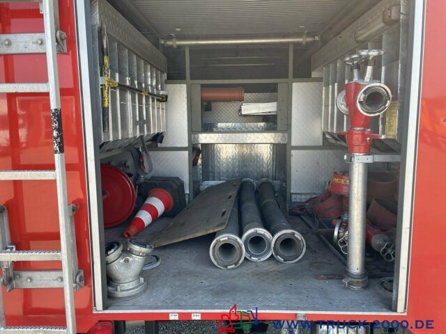 Mercedes-Benz 814 D Metz Feuerwehr inkl Löschpumpe 9 Sitzer - Dodávka skřín, Dodávka s dvojitou kabinou: obrázek 4 Mercedes-Benz 814 D Metz Feuerwehr inkl Löschpumpe 9 Sitzer - Dodávka skřín, Dodávka s dvojitou kabinou: obrázek 4