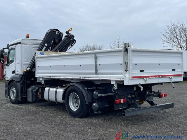 Mercedes-Benz Antos 1830 Hiab X-HIDUO138E2 Kran +FB 5+6 Kreis - Sklápěč, Auto s hydraulickou rukou: obrázek 2 Mercedes-Benz Antos 1830 Hiab X-HIDUO138E2 Kran +FB 5+6 Kreis - Sklápěč, Auto s hydraulickou rukou: obrázek 2