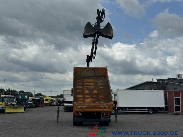 Mercedes-Benz Axor 2133 4x4 Kipper Kran Winterdienstausstat. - Sklápěč, Auto s hydraulickou rukou: obrázek 3 Mercedes-Benz Axor 2133 4x4 Kipper Kran Winterdienstausstat. - Sklápěč, Auto s hydraulickou rukou: obrázek 3