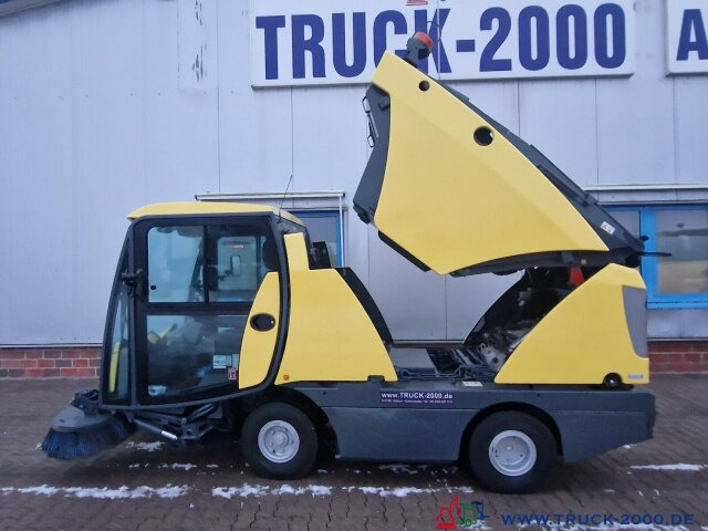Schmidt Johnston Bucher Sweeper CX 201 Kehren + Sprühen Klima - Zametací vůz: obrázek 2 Schmidt Johnston Bucher Sweeper CX 201 Kehren + Sprühen Klima - Zametací vůz: obrázek 2