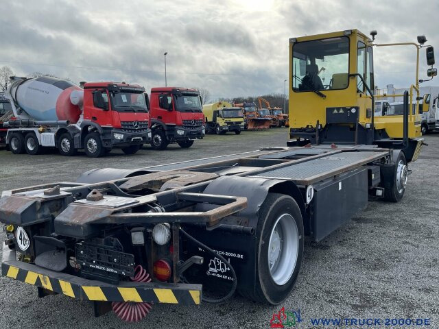 Terberg (Kamag/Wiesel) BC 182 + Sattelplatte - Terminálový traktor: obrázek 2 Terberg (Kamag/Wiesel) BC 182 + Sattelplatte - Terminálový traktor: obrázek 2