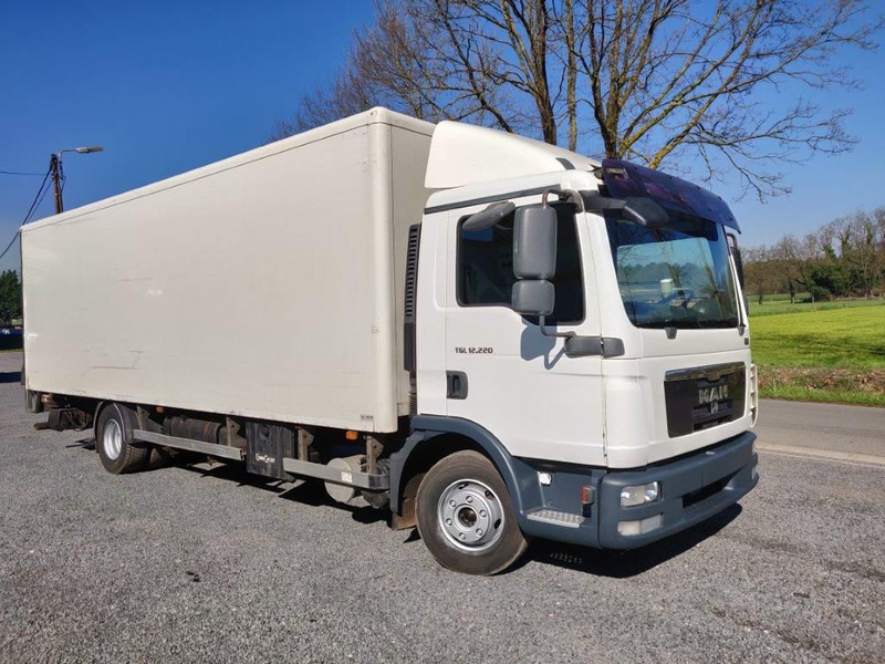 MAN TGL 12.220 TGL 12.220 bakwagen met laadklep euro5 - Skříňový nákladní auto: obrázek 2 MAN TGL 12.220 TGL 12.220 bakwagen met laadklep euro5 - Skříňový nákladní auto: obrázek 2