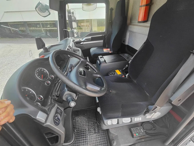 Podvozek s kabinou MAN TGL 12.250 Chassis cabine Euro6: obrázek 10
