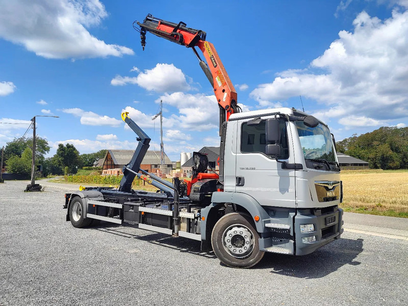 MAN TGM 18.290 4x2 Euro 6 + Crane Palfinger PK15500 - Hákový nosič kontejnerů, Auto s hydraulickou rukou: obrázek 2 MAN TGM 18.290 4x2 Euro 6 + Crane Palfinger PK15500 - Hákový nosič kontejnerů, Auto s hydraulickou rukou: obrázek 2