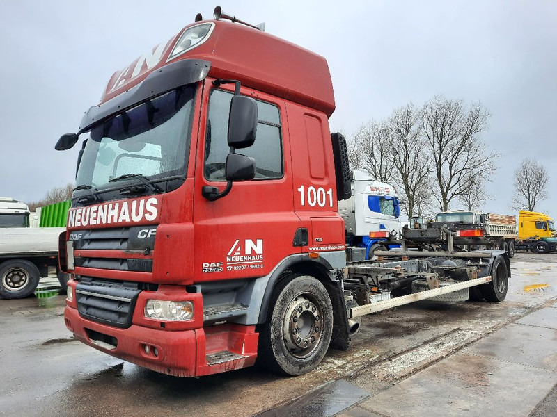 DAF CF75.360 MANUAL GEARBOX - Kontejnérový podvozek/ Výměnná nástavba: obrázek 1 DAF CF75.360 MANUAL GEARBOX - Kontejnérový podvozek/ Výměnná nástavba: obrázek 1